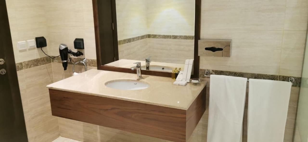 Beach Time Villas Hotel DDjeddah Extérieur photo